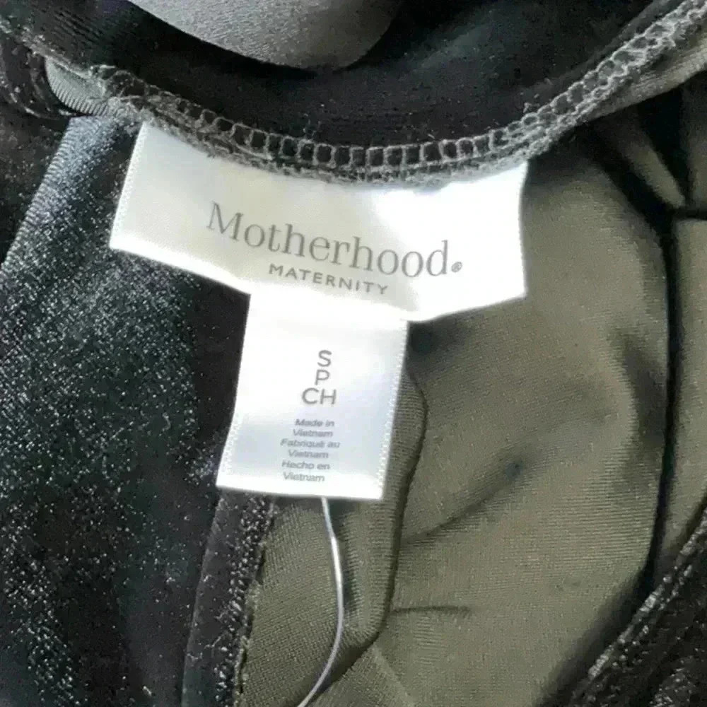 MOTHERHOOD - Picture 7 of 9